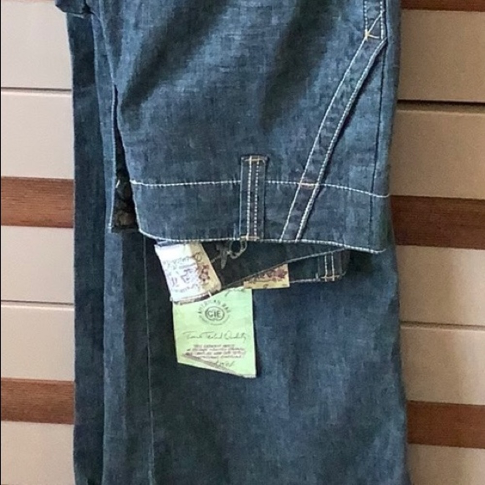 VINTAGE AMERICAN RAG WIDE LEG JEANS CUFFED SIZE 5